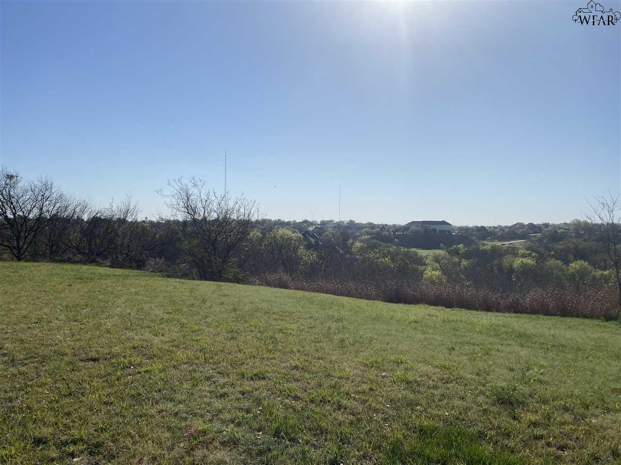 4515 WOODCREST CIRCLE