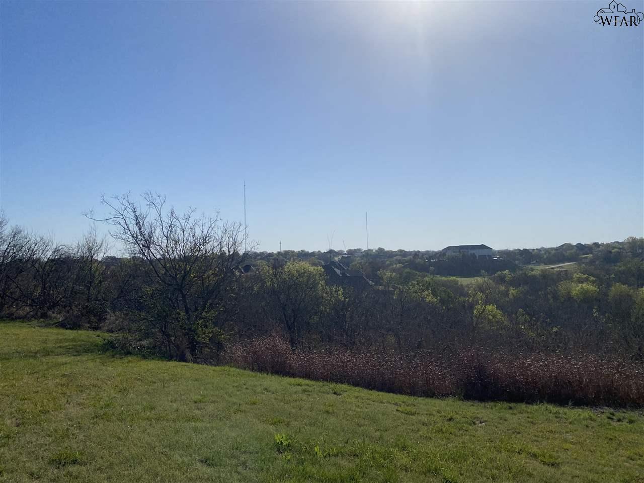 4515 WOODCREST CIRCLE