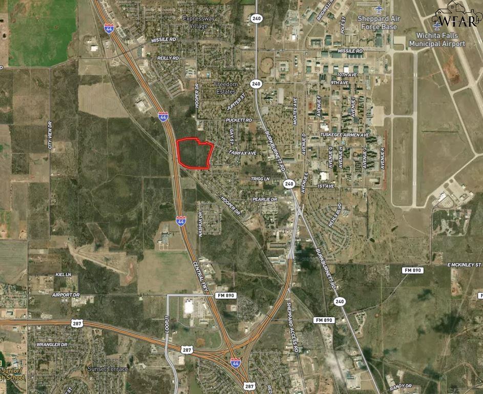 4711 CENTRAL FREEWAY Unit: 1915 Puckett Road