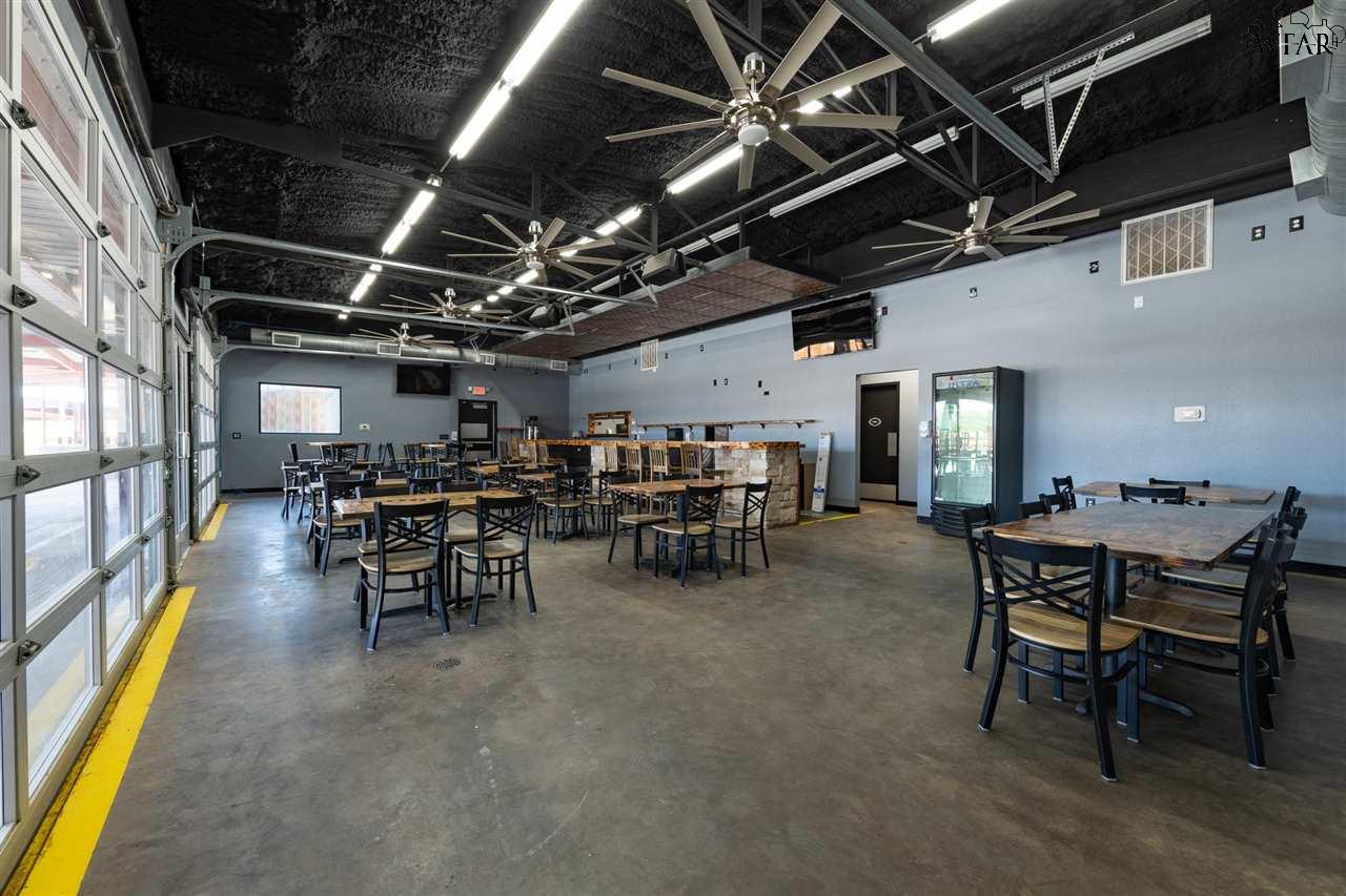 1402 IOWA PARK ROAD