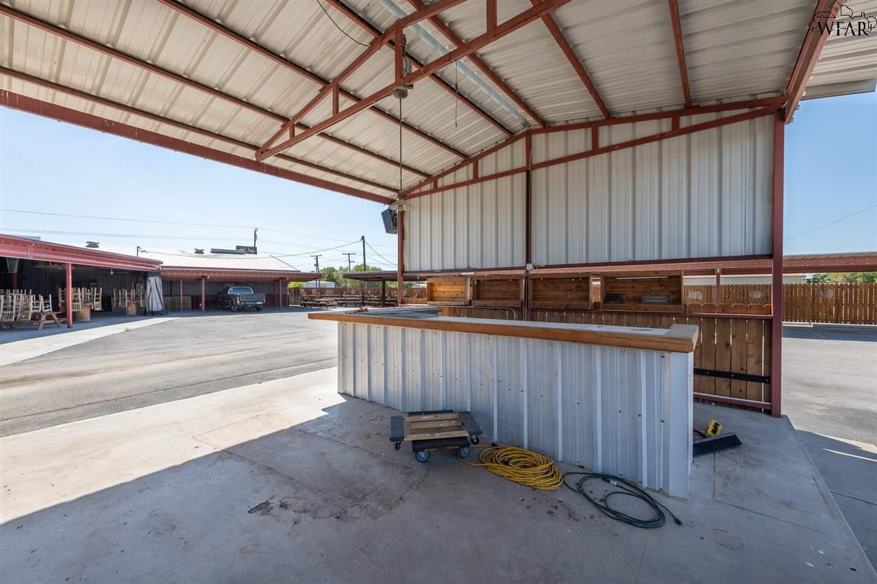 1402 IOWA PARK ROAD