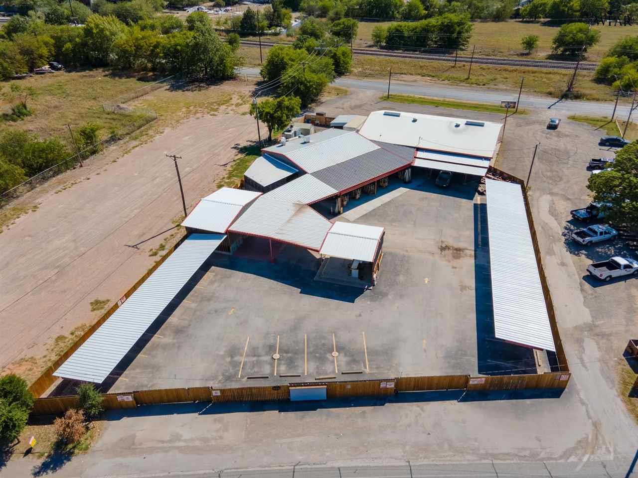 1402 IOWA PARK ROAD