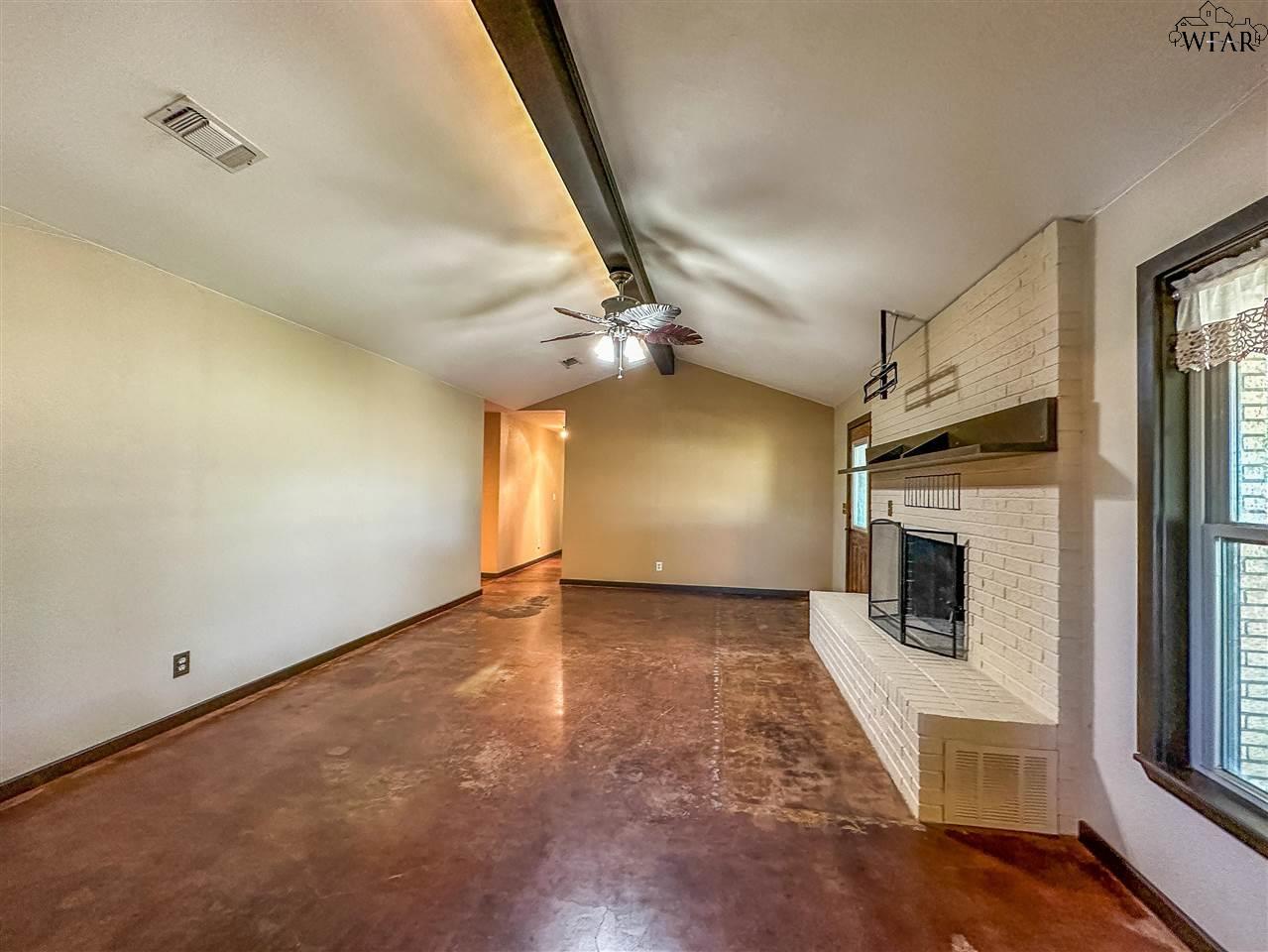 495 E LITTLE LEASE ROAD