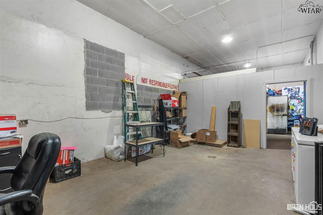 18847 HWY 281