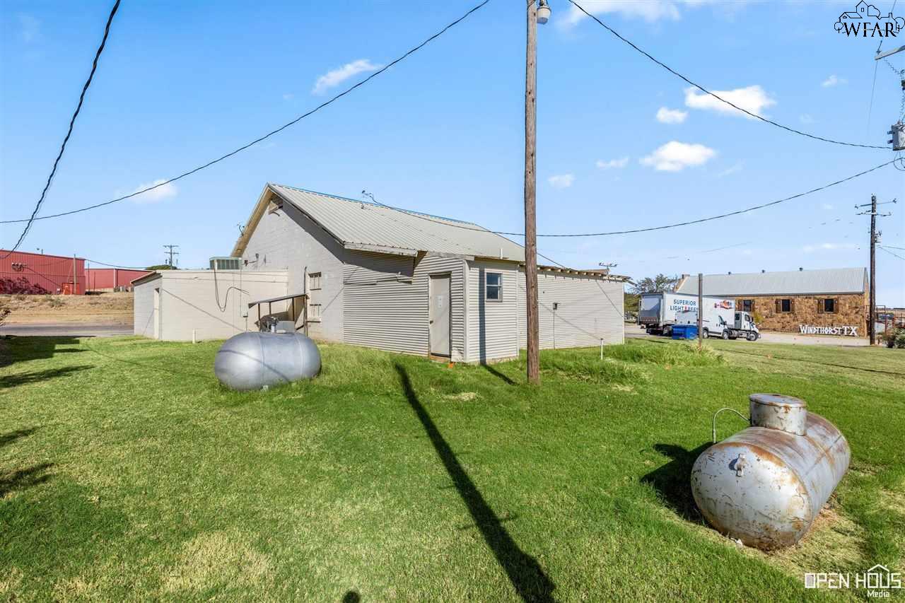 18847 HWY 281