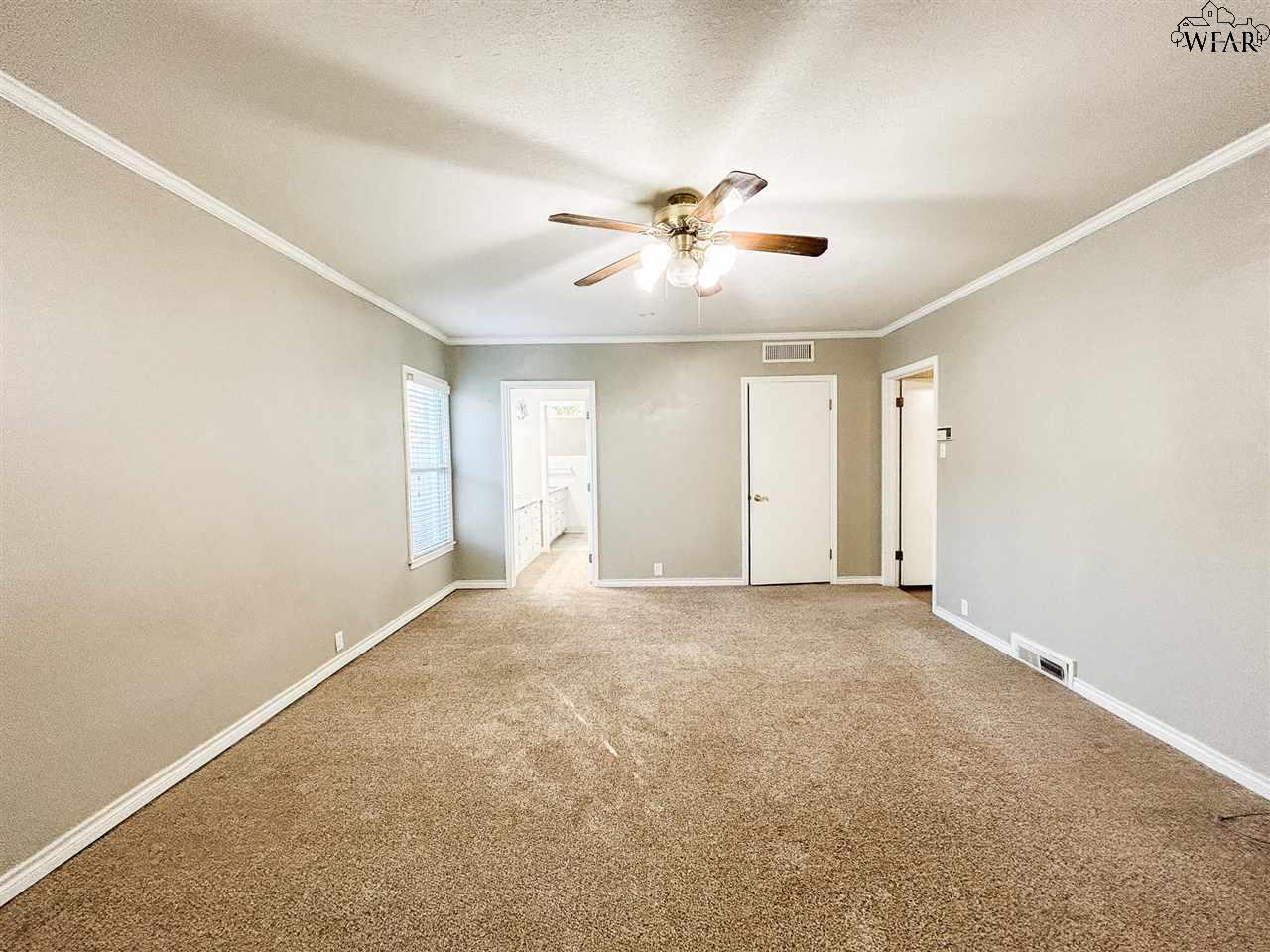 3204 MARTIN BOULEVARD