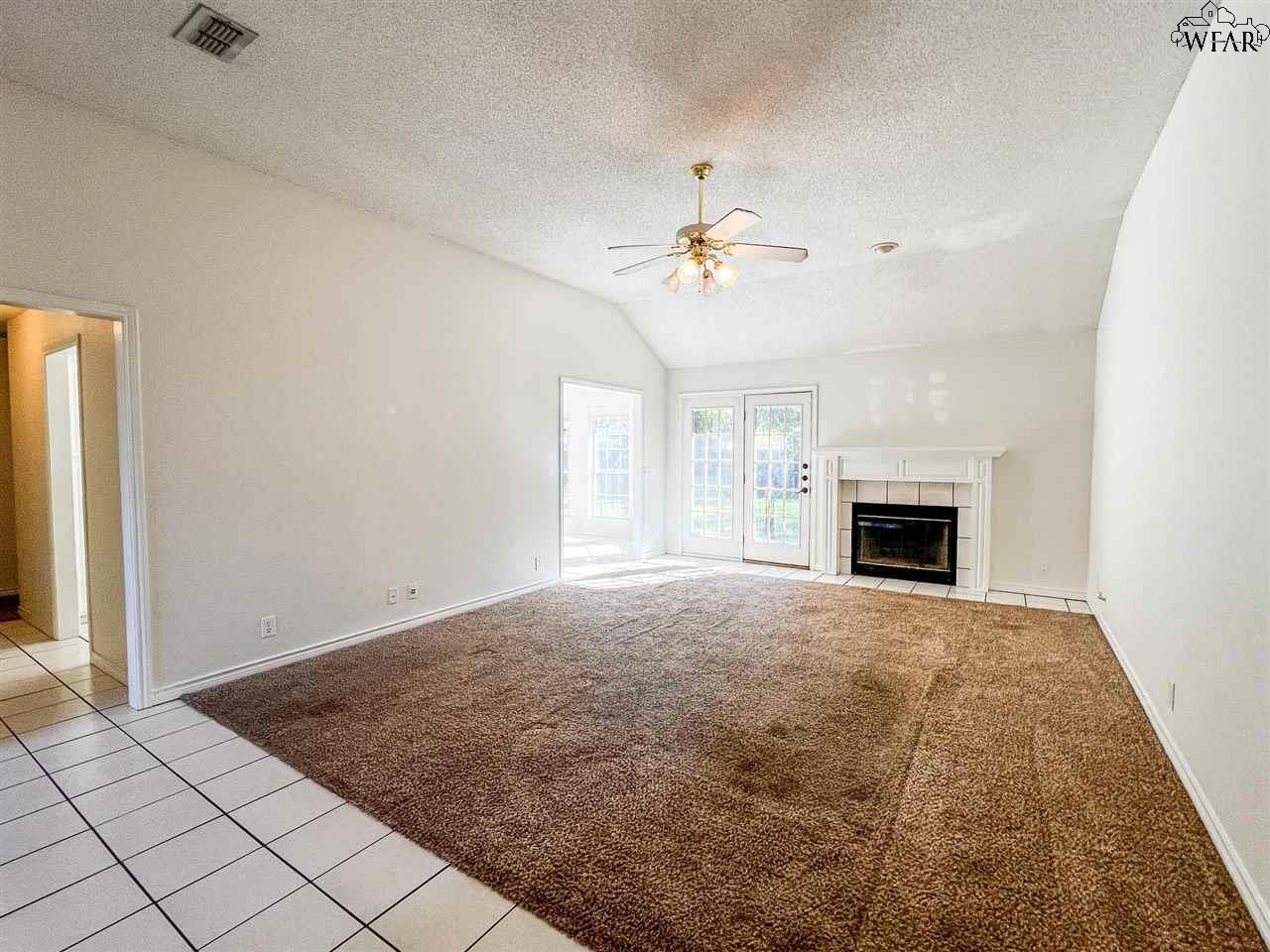 2324 HUNTERS GLEN