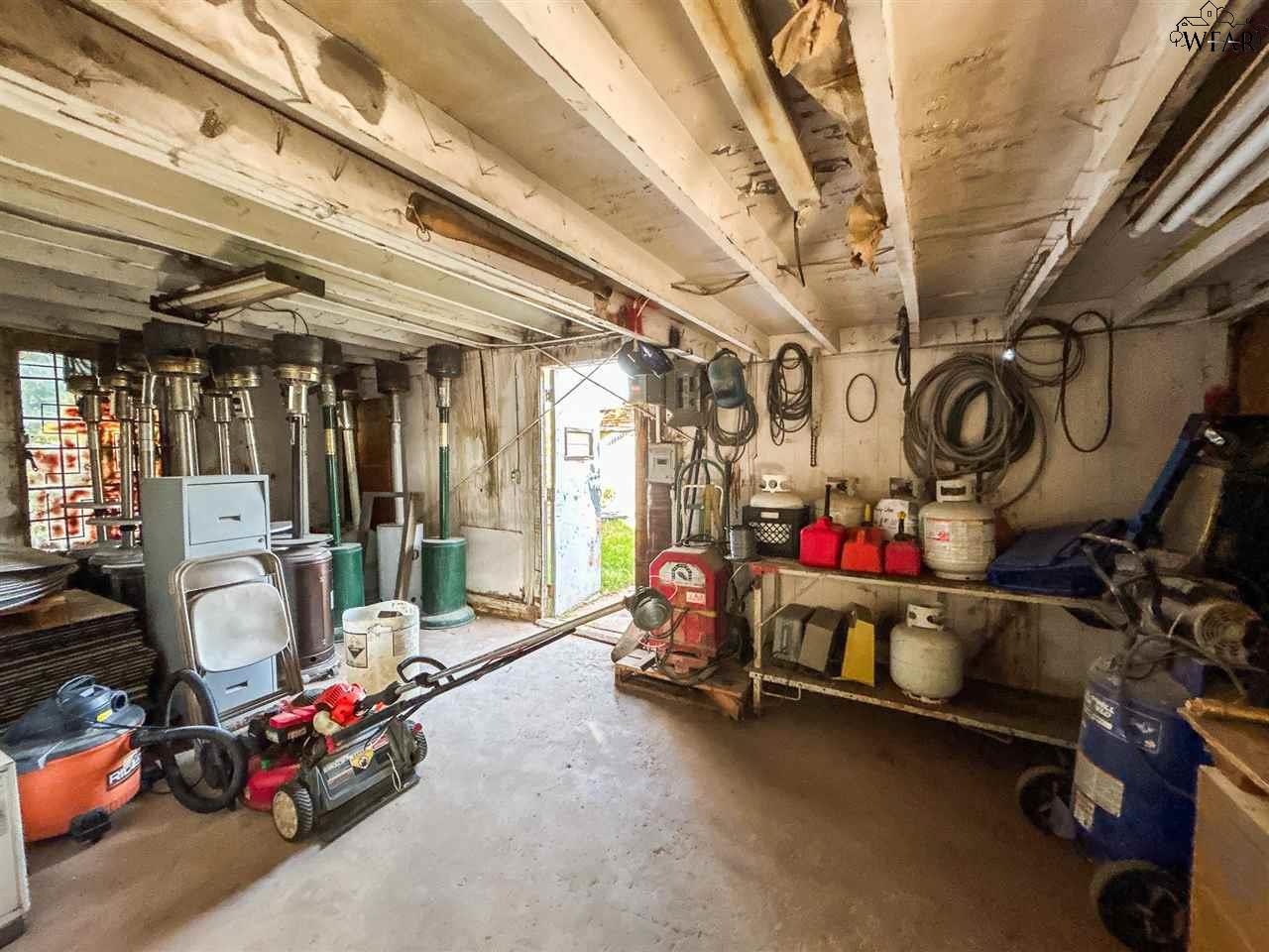 4314 JACKSBORO HIGHWAY