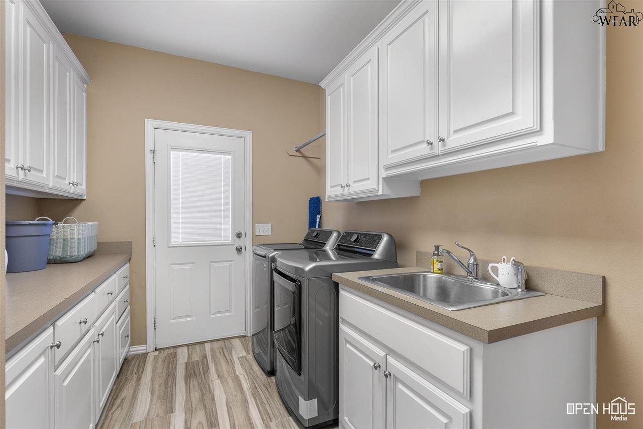 4217 CANYON TRAILS DRIVE