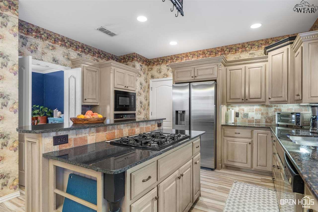 4217 CANYON TRAILS DRIVE