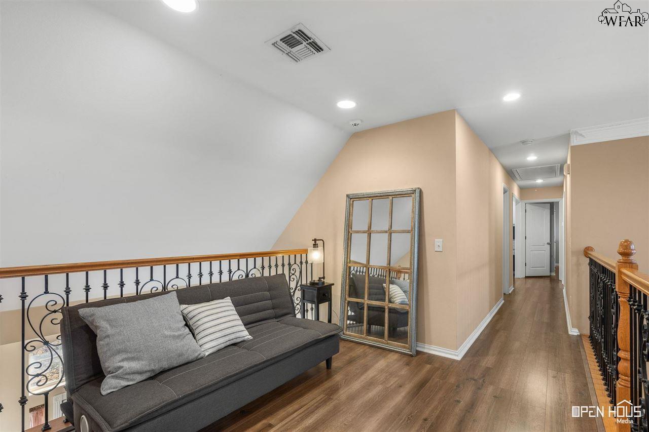 4217 CANYON TRAILS DRIVE