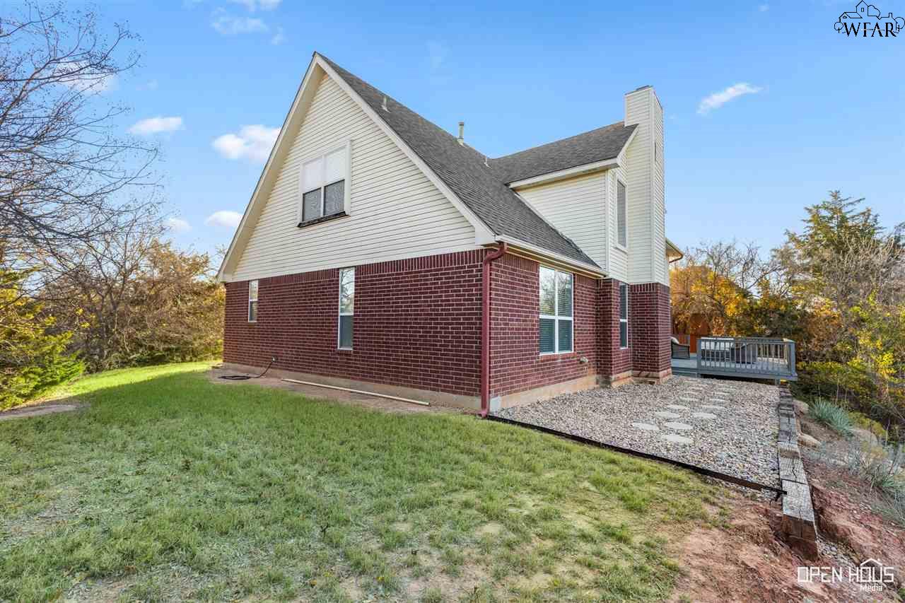 4217 CANYON TRAILS DRIVE