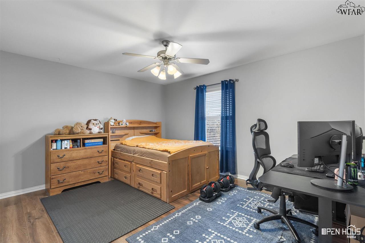 4217 CANYON TRAILS DRIVE