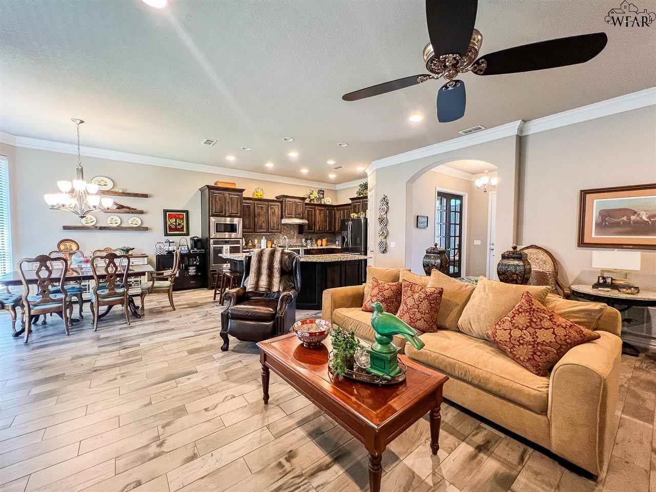 4925 LANTANA DRIVE