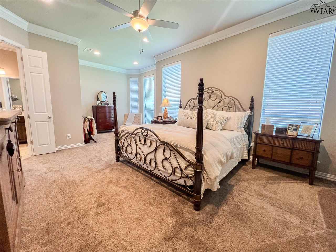 4925 LANTANA DRIVE