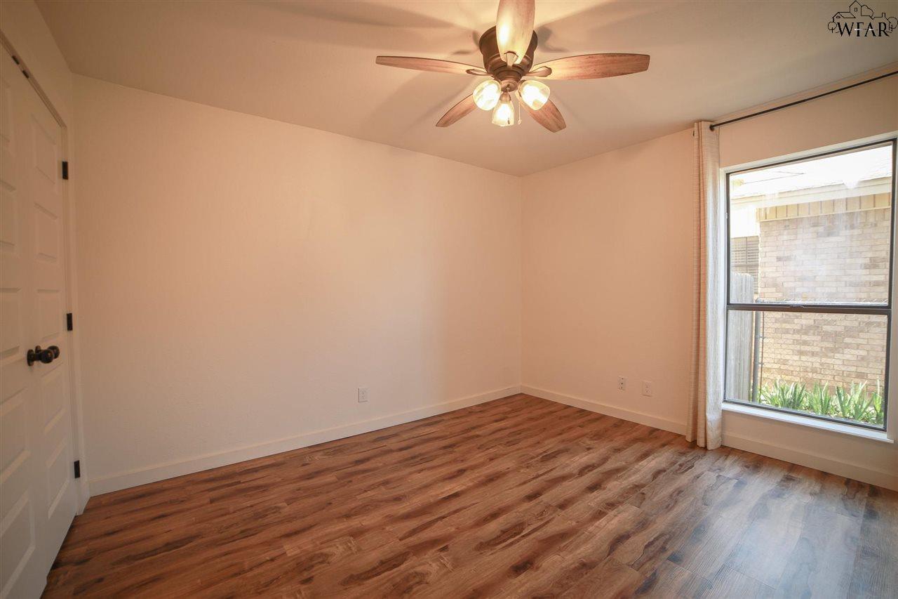 4651 BRIARWOOD DRIVE