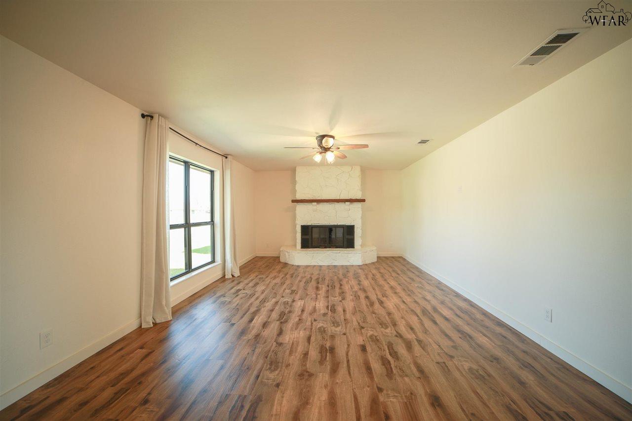 4651 BRIARWOOD DRIVE