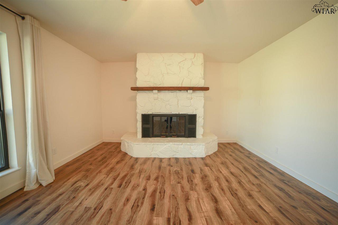 4651 BRIARWOOD DRIVE