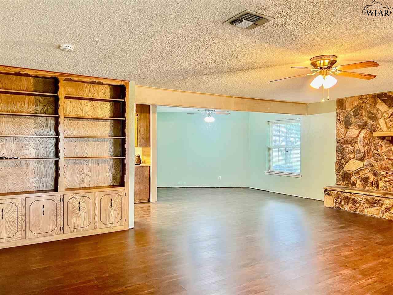 2182 VAUGHN ROAD