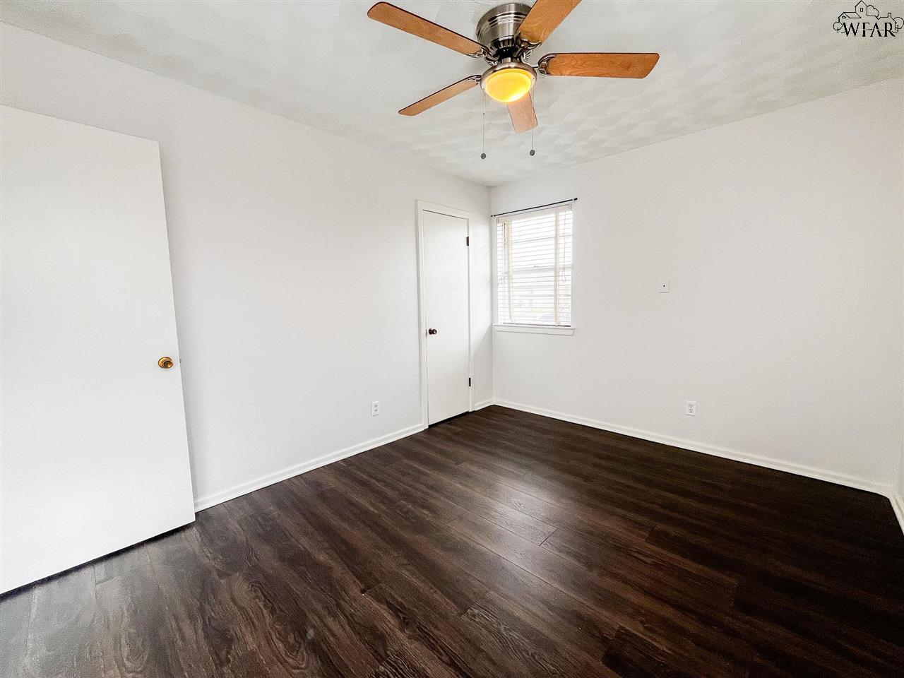 4022 HOOPER DRIVE