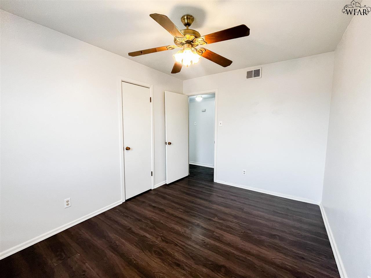 4022 HOOPER DRIVE