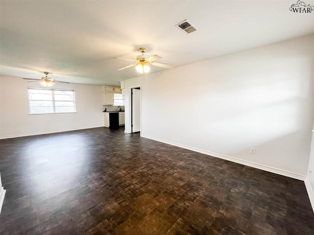 4022 HOOPER DRIVE