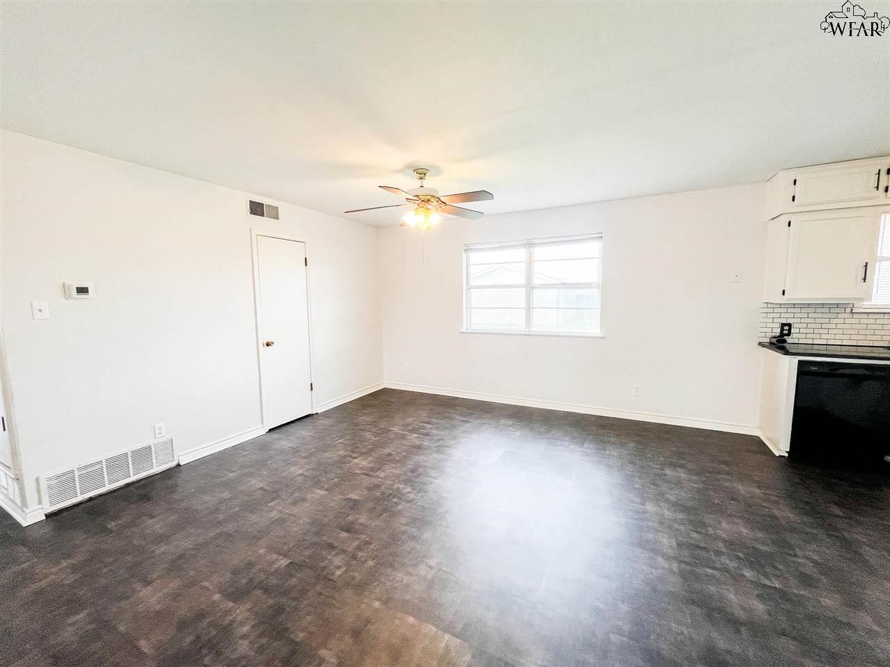 4022 HOOPER DRIVE