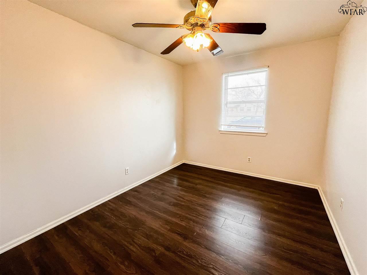 4022 HOOPER DRIVE