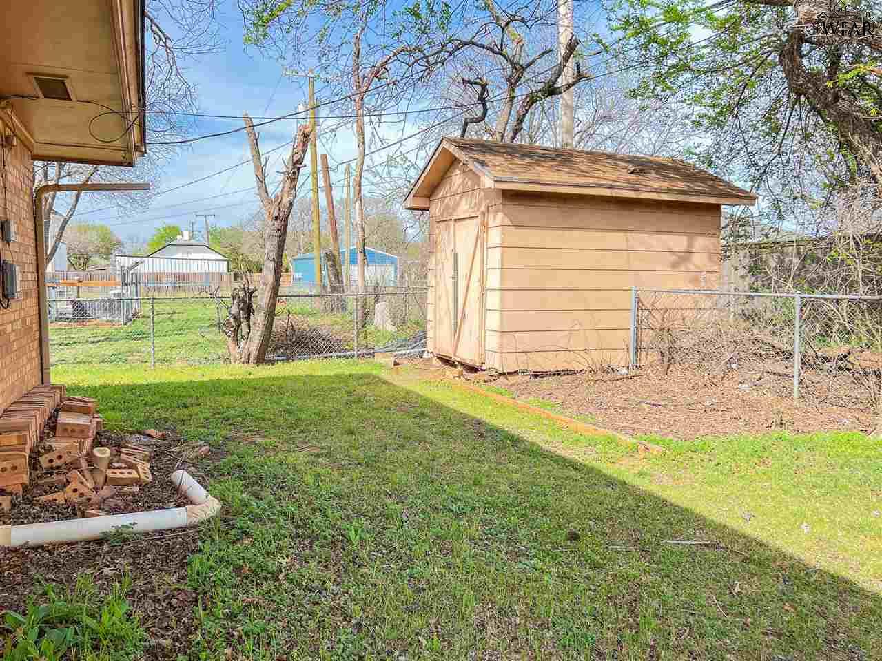 812 S ASH STREET