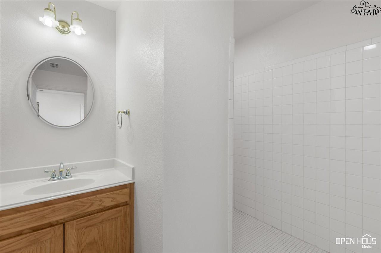 330 COLEMAN PARK ROAD