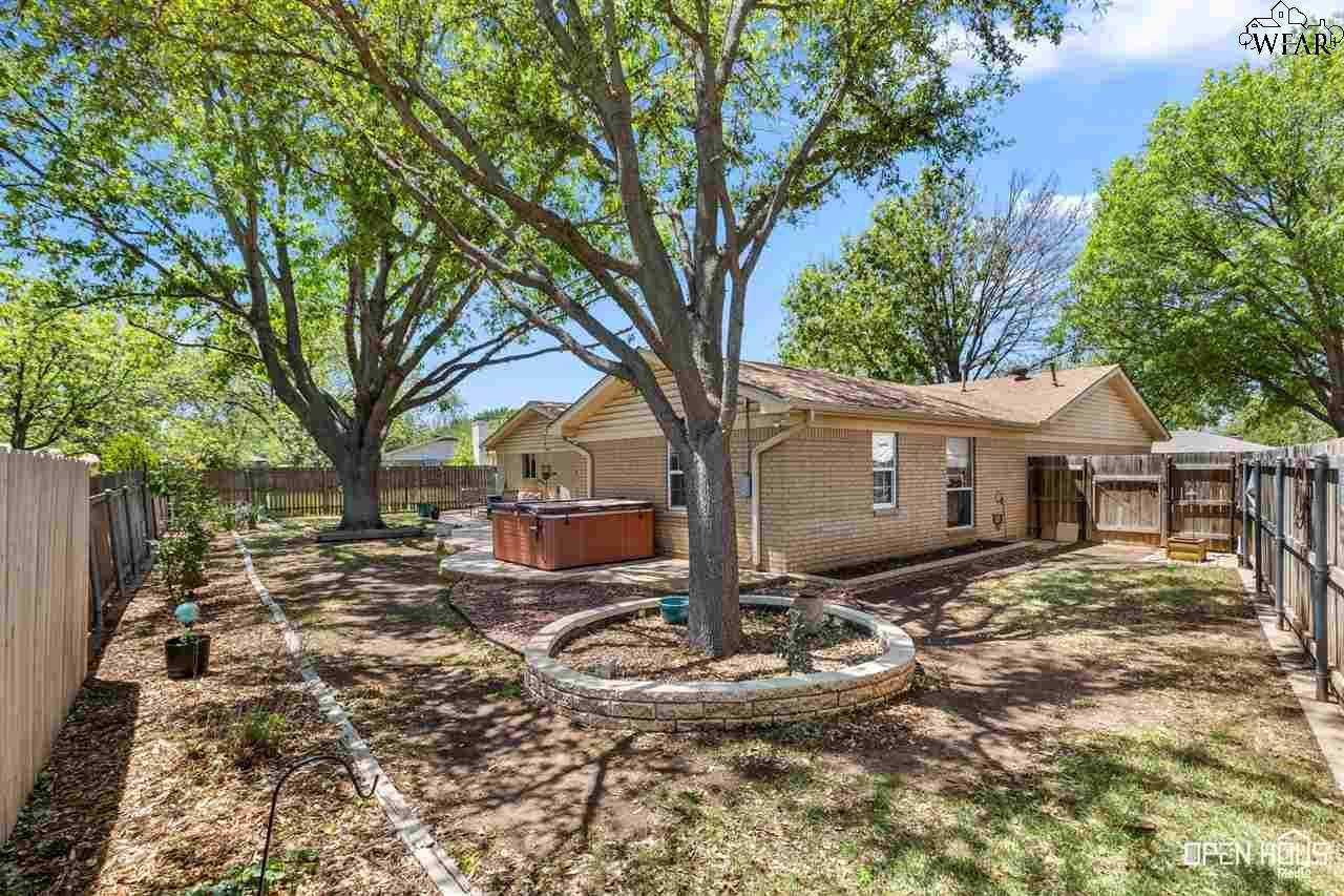 3505 CRANBROOK LANE