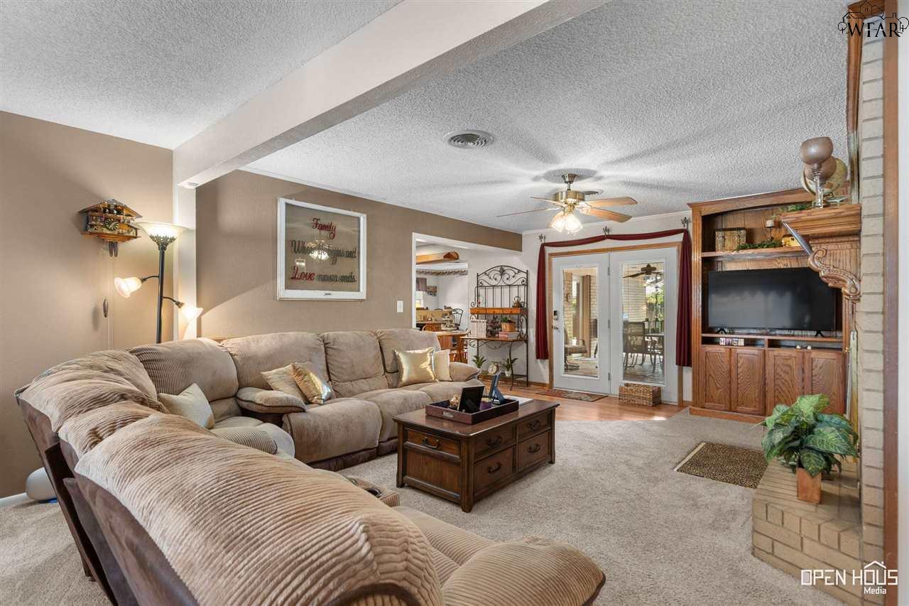 3505 CRANBROOK LANE