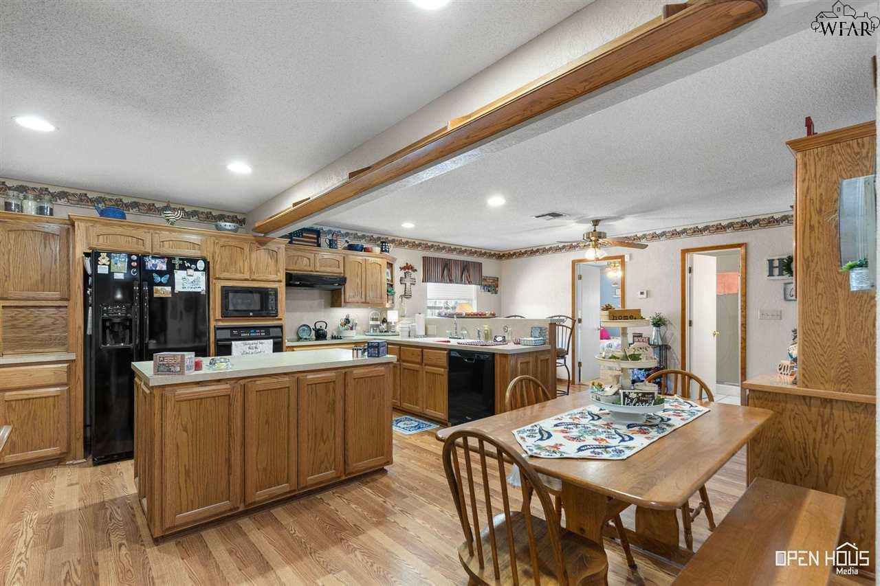 3505 CRANBROOK LANE