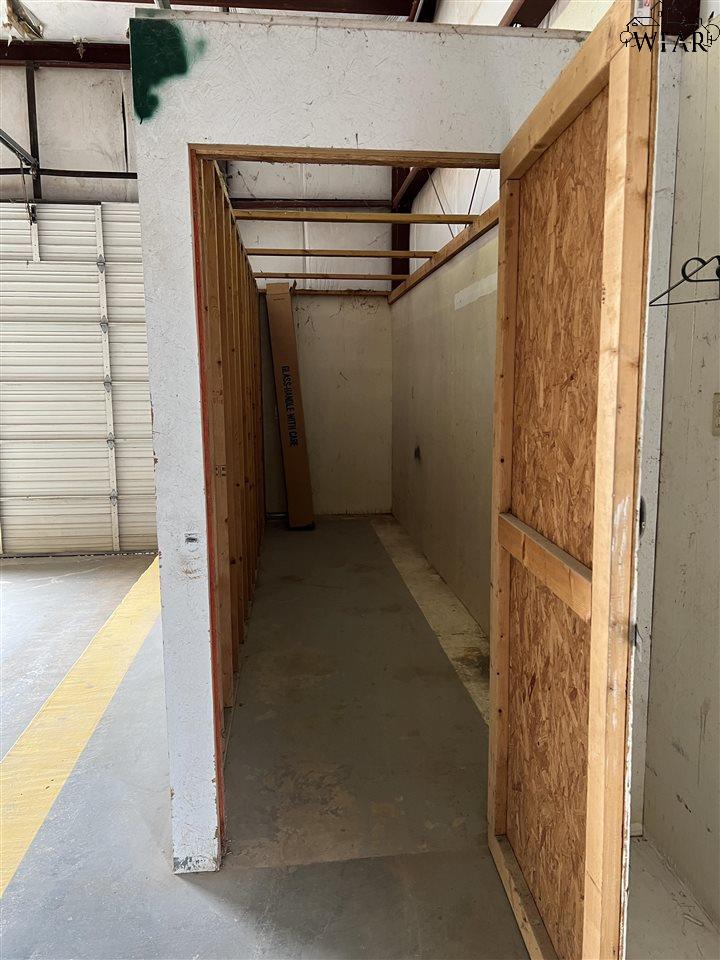 1416 TWIN OAKS STREET