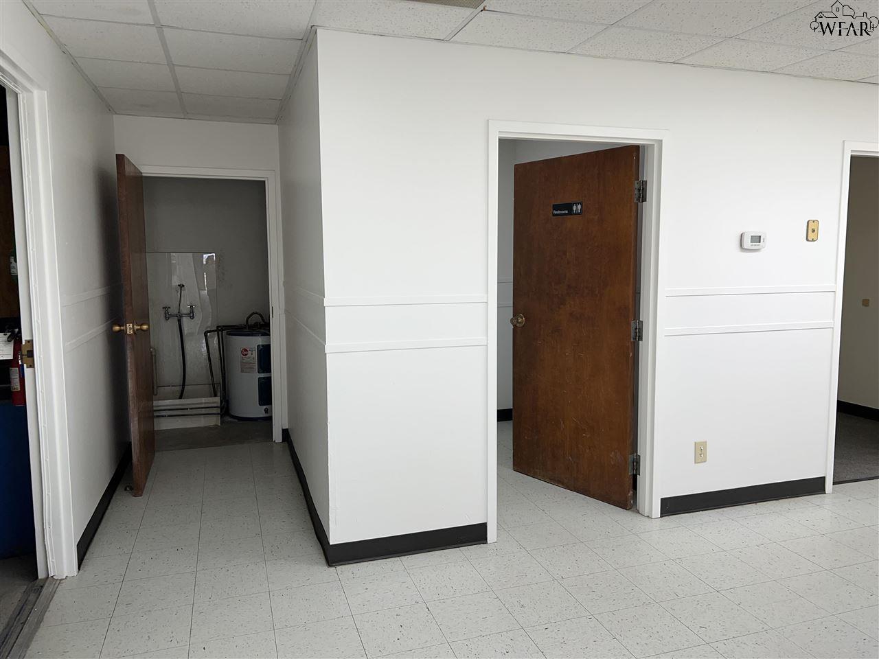 1416 TWIN OAKS STREET