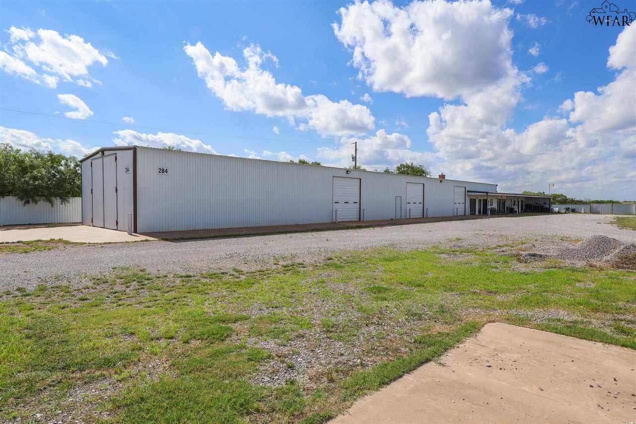 284 and 288 W JENTSCH ROAD