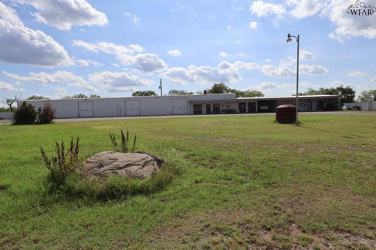 284 and 288 W JENTSCH ROAD