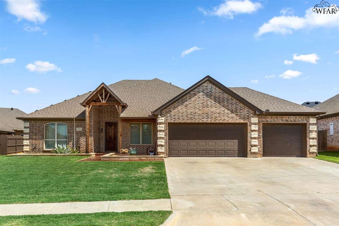 1722 SHOAL CREEK DRIVE