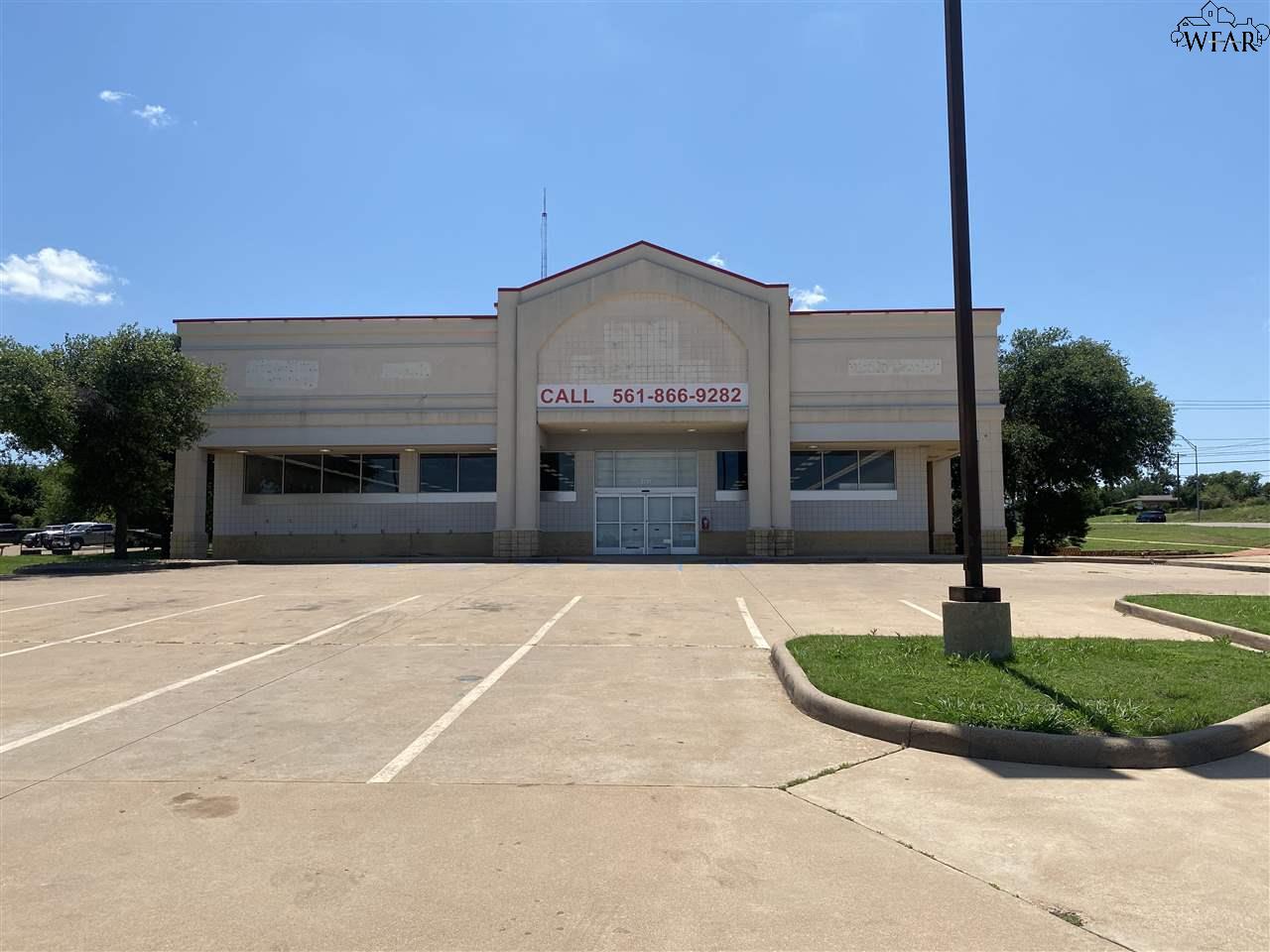 3201 SEYMOUR HIGHWAY