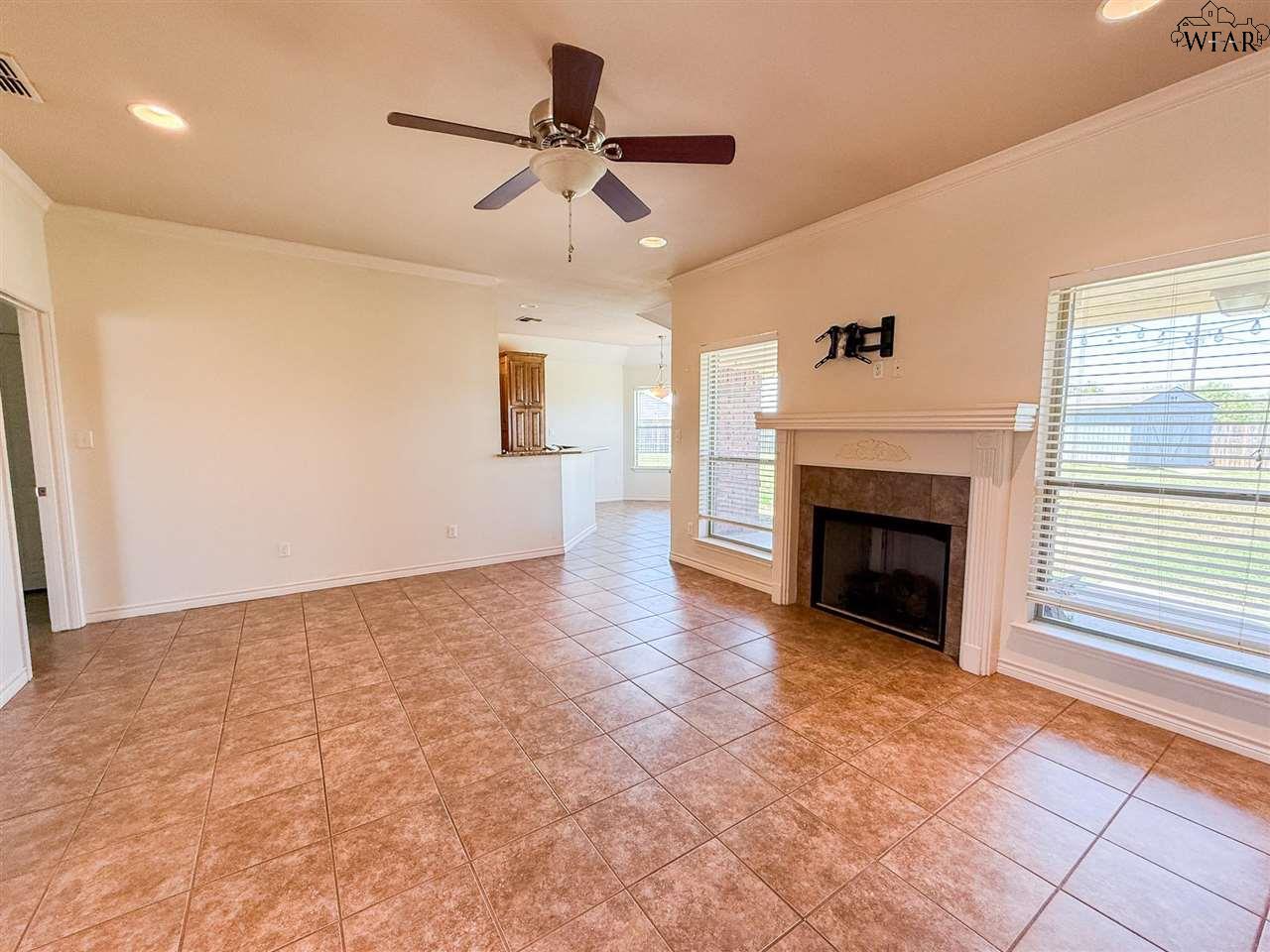 4 JAYDEN COURT