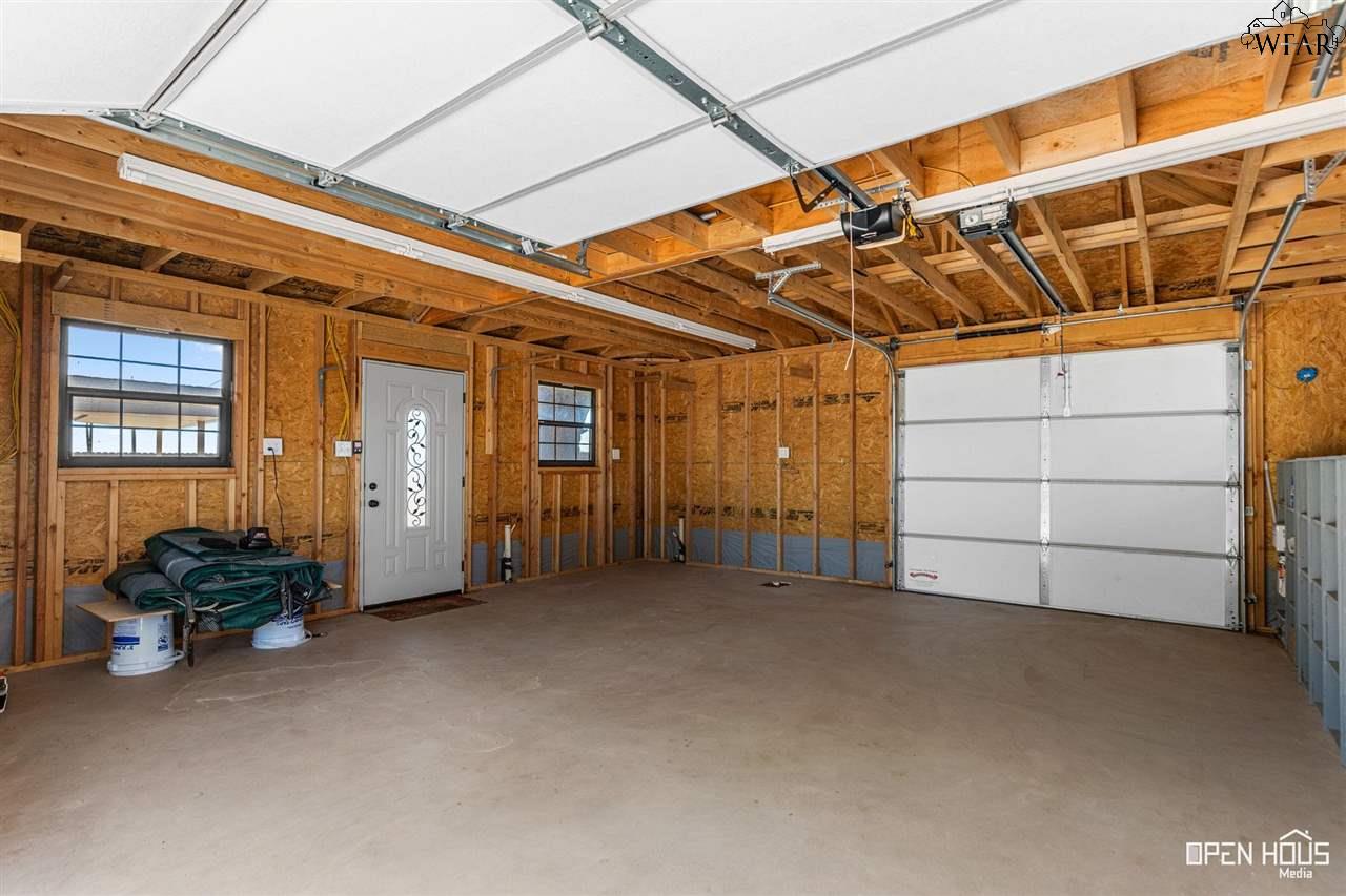 900 SUGARBUSH LANE