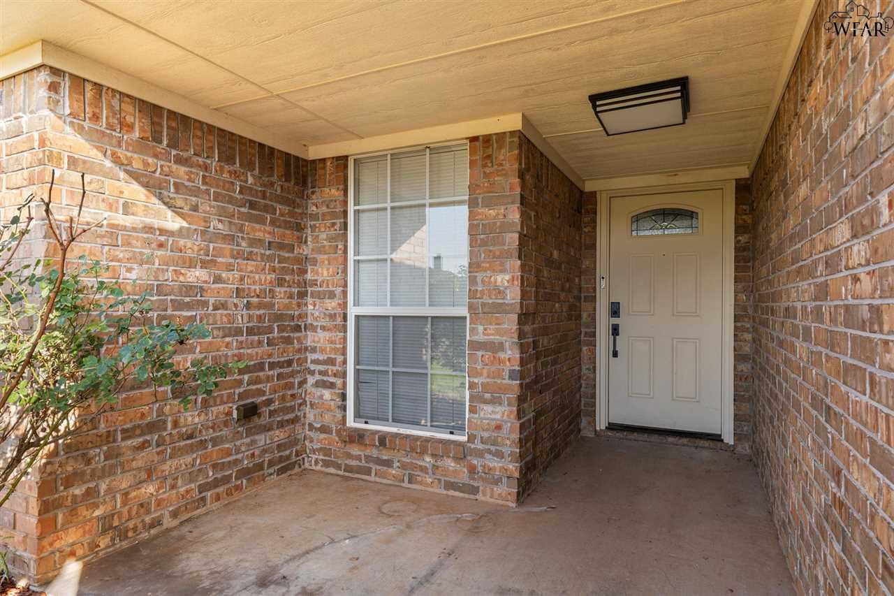 6047 LACI LANE