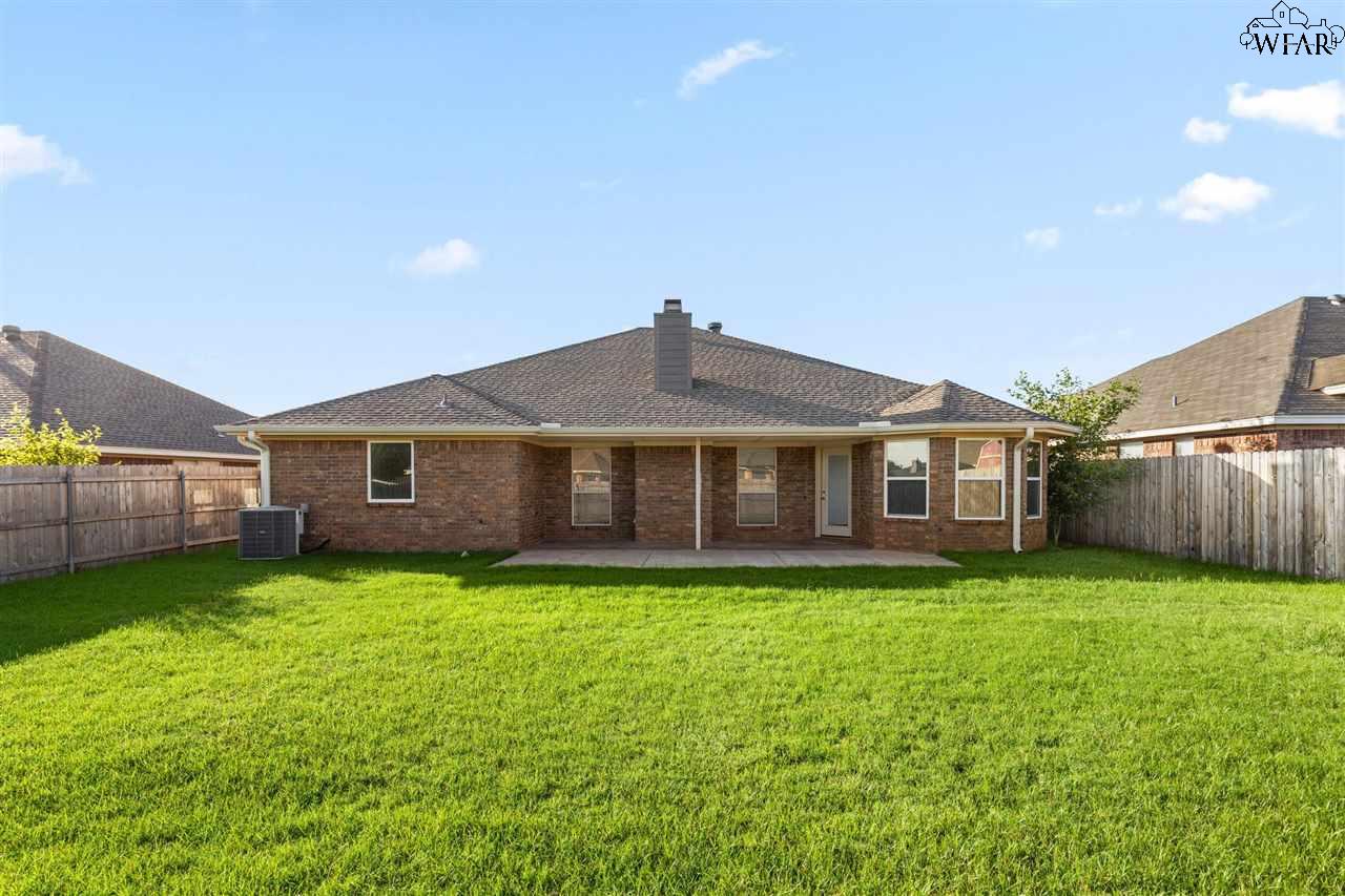 6047 LACI LANE