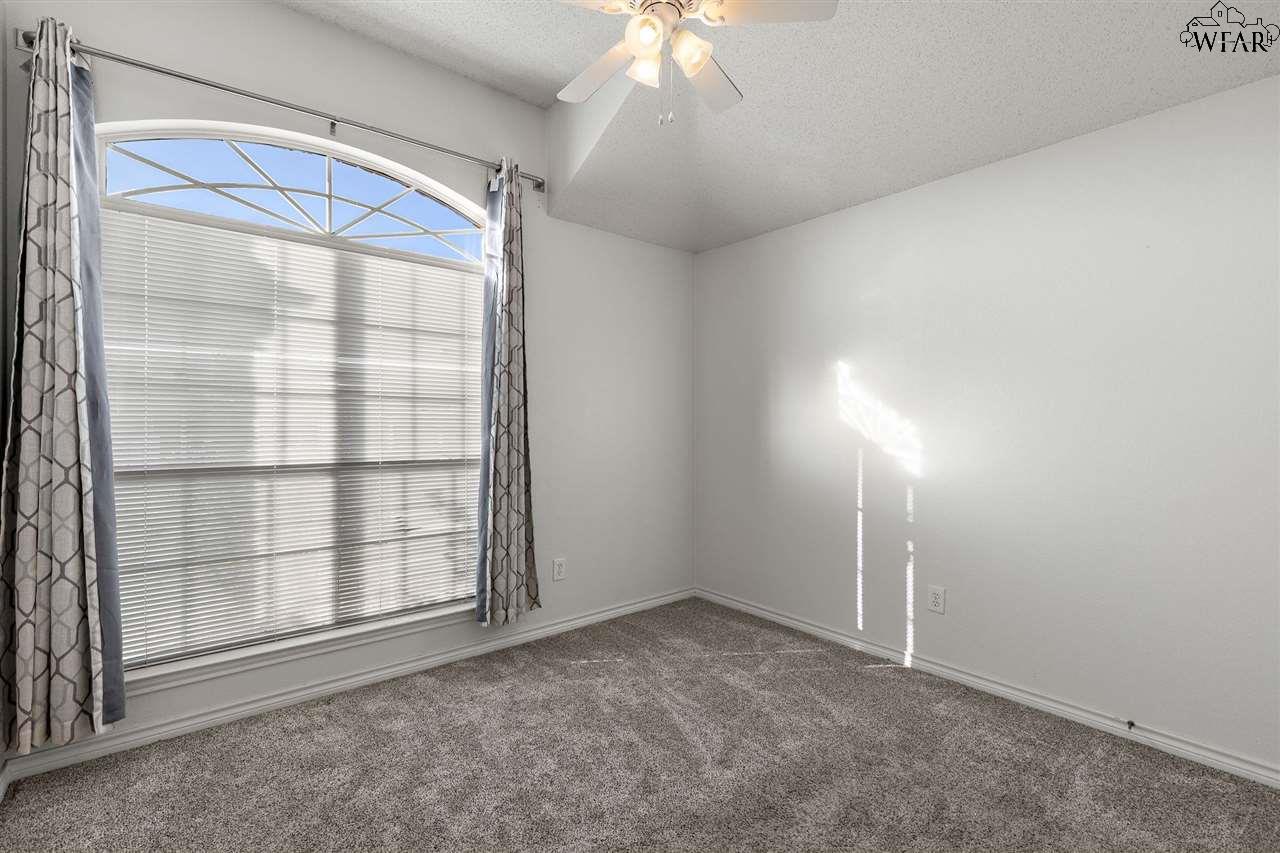 6047 LACI LANE