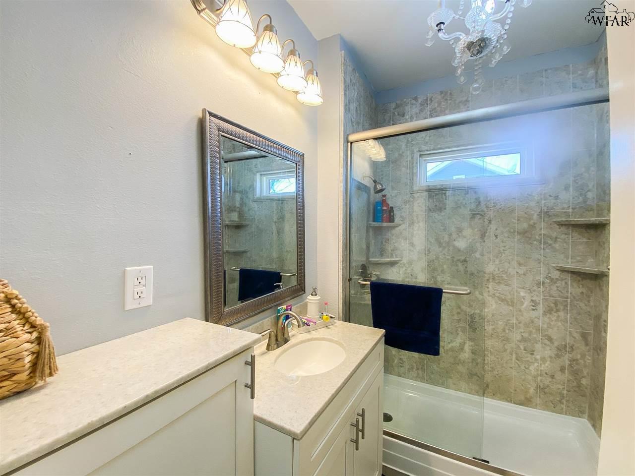 311 W ALAMEDA STREET