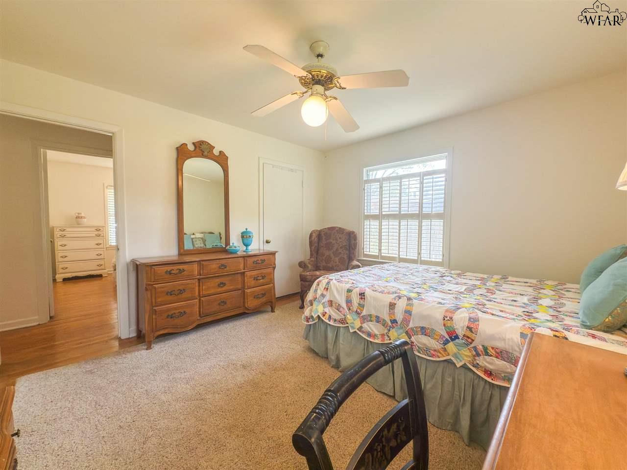 4804 HOLLANDALE AVENUE