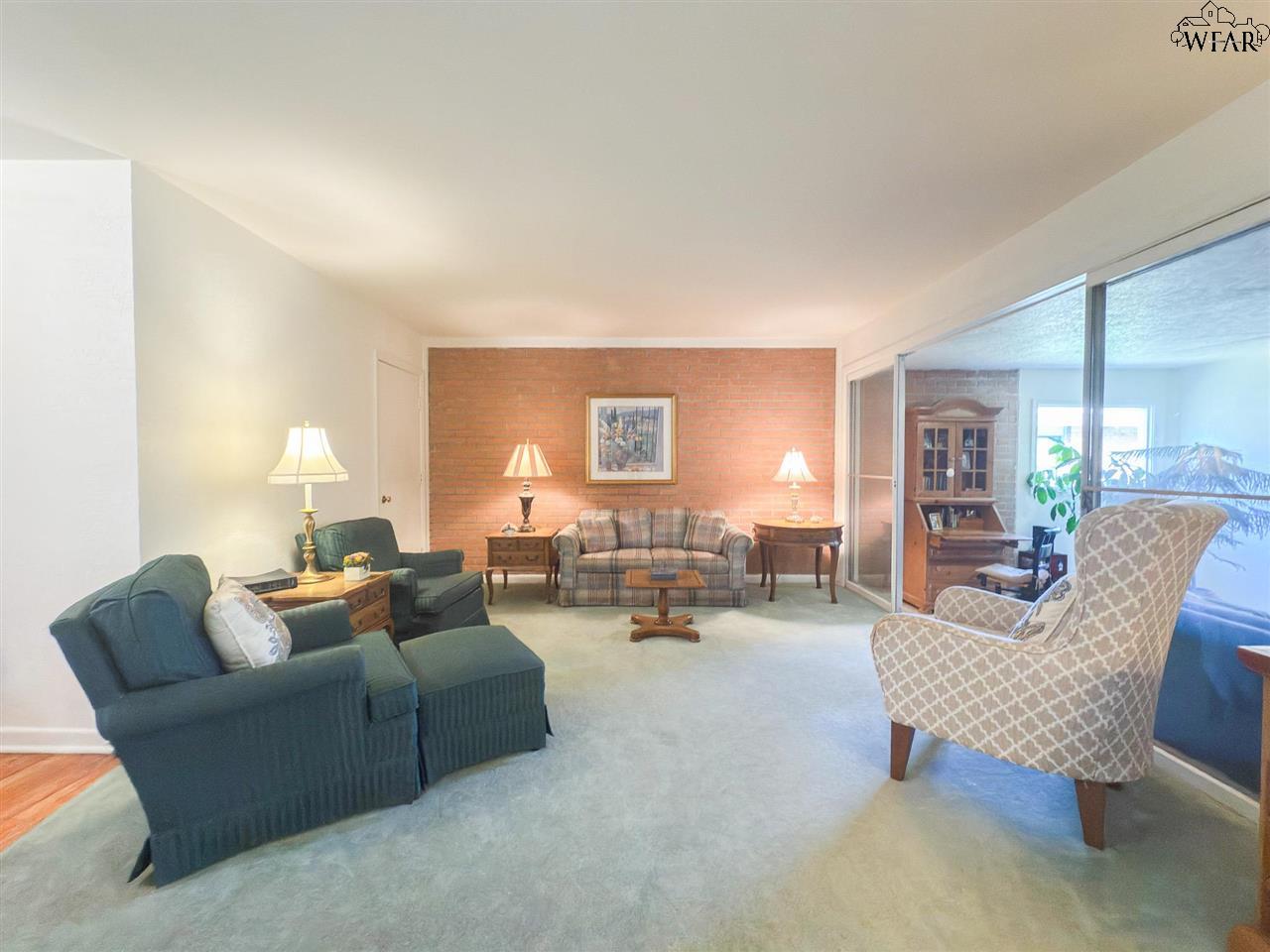 4804 HOLLANDALE AVENUE