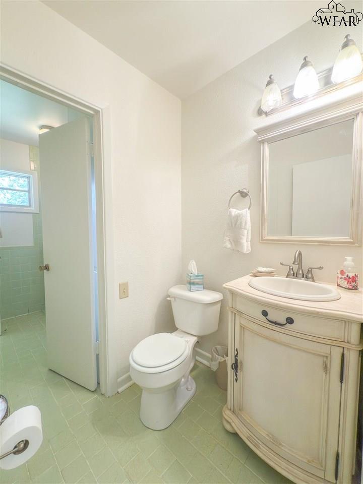 4804 HOLLANDALE AVENUE