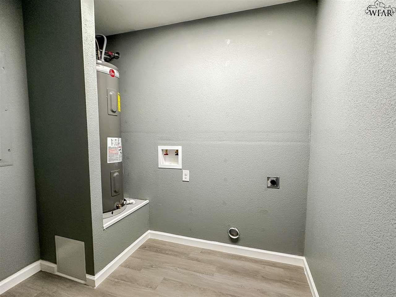 223 LOCH LOMOND DRIVE