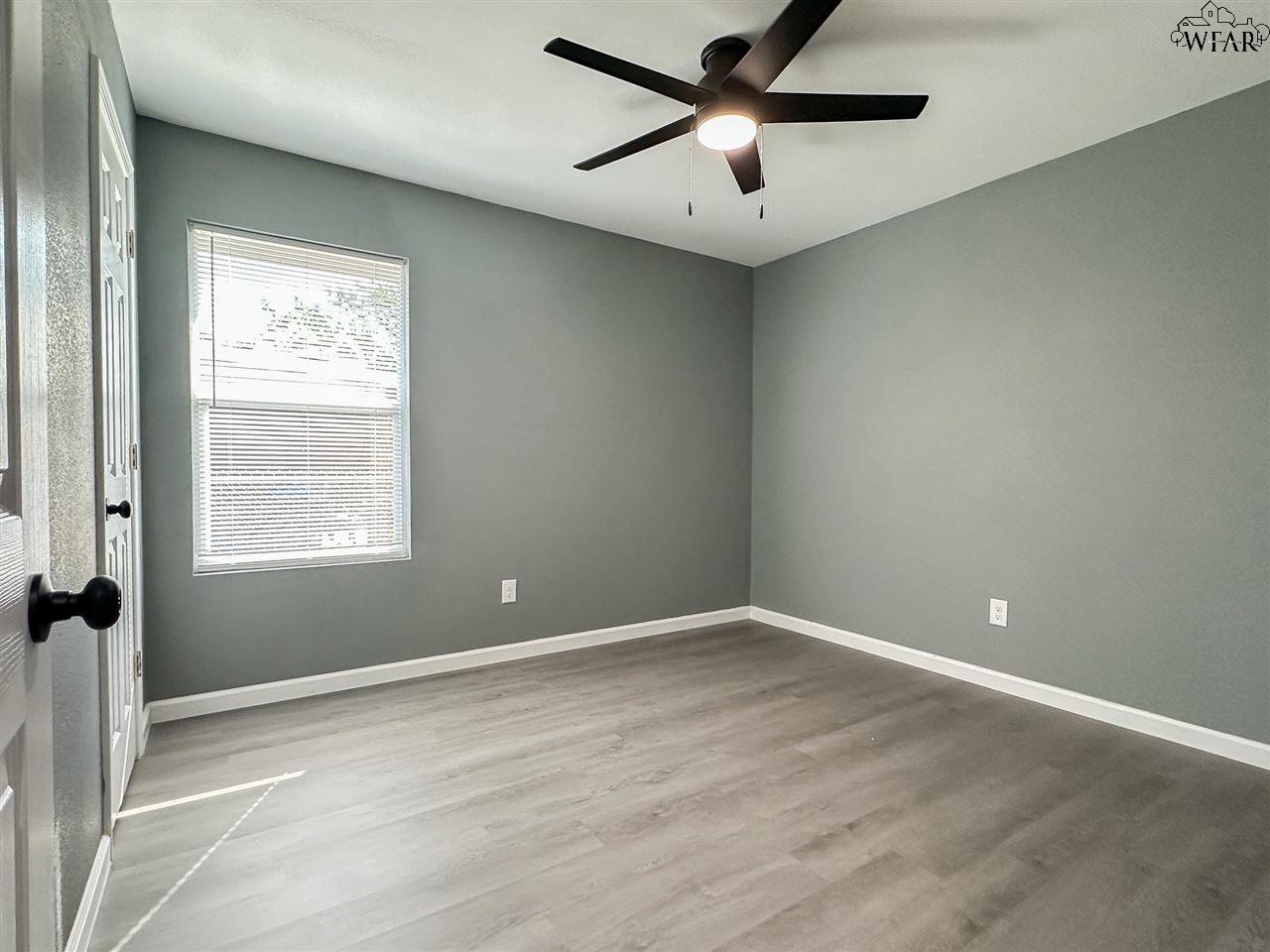 223 LOCH LOMOND DRIVE